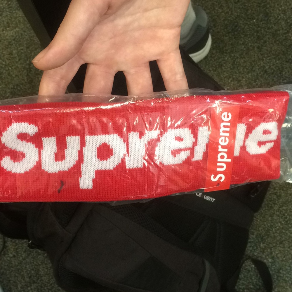 Supreme Headband